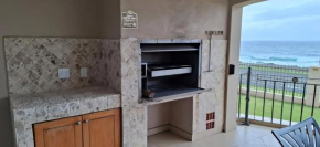 Glyndale Sands 103, Uvongo Beach
